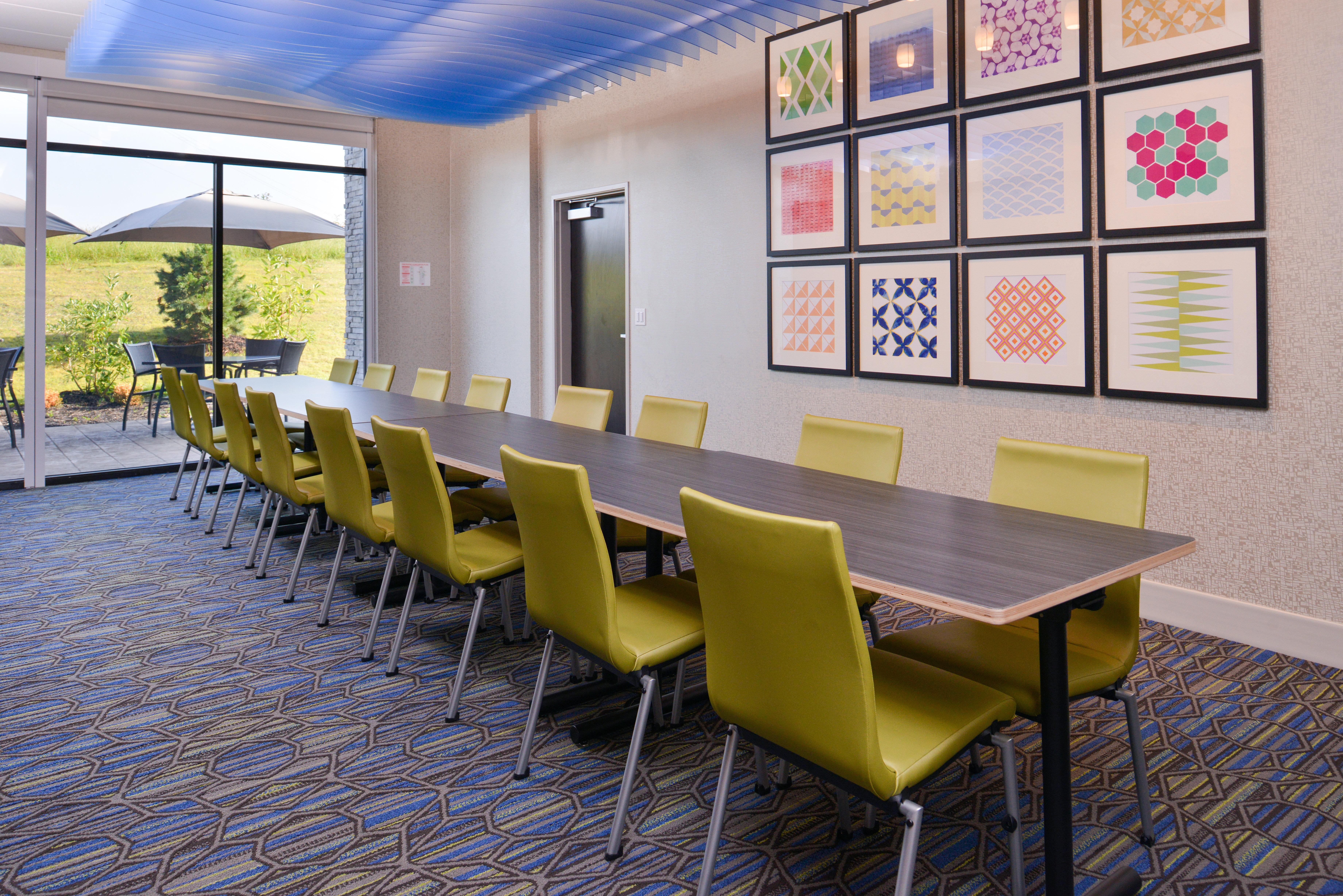 Holiday Inn Express & Suites - Olathe West By Ihg Exterior photo